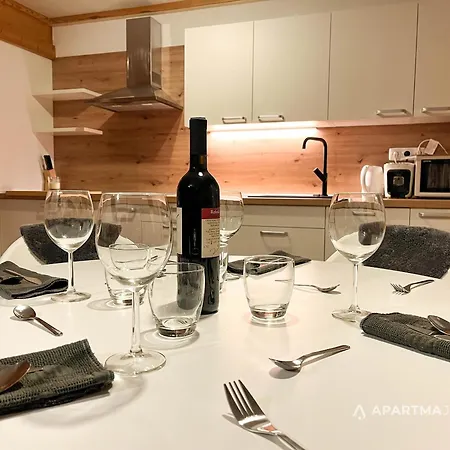 Apartment Jersin
